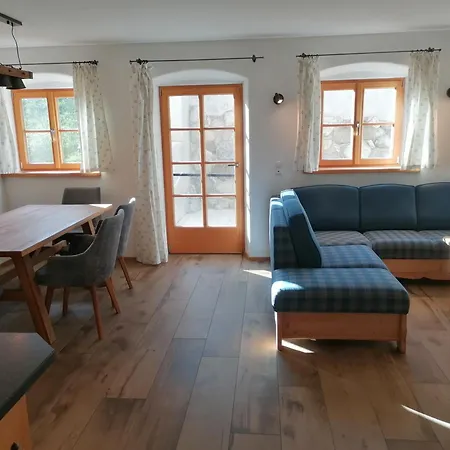 Holiday home Am Kellpointhof
